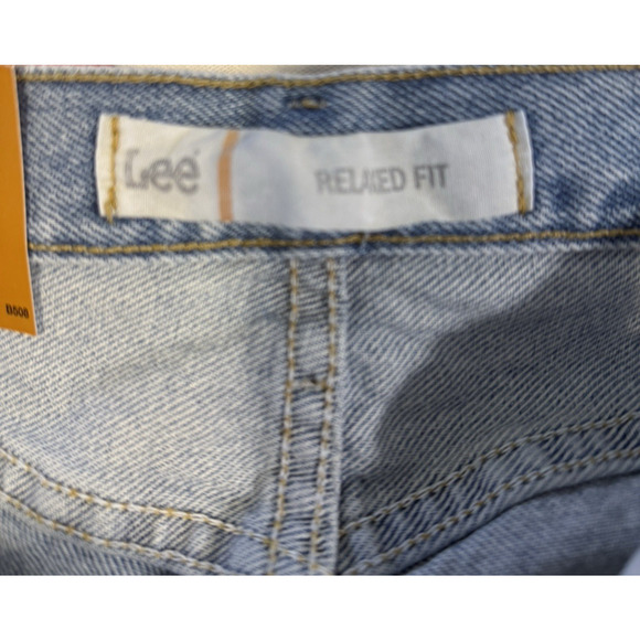 Lee Men's Relaxed Fit Straight Leg Jean 30x32 in Classic Stone NWT - Picture 3 of 6